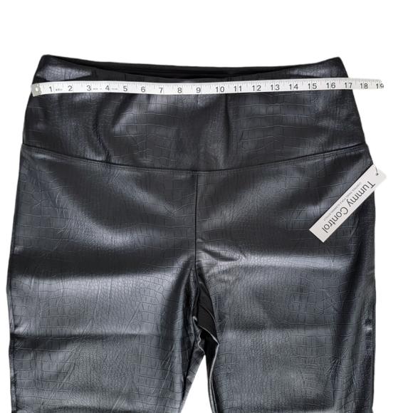 NWT Nicole Miller Black Textured Faux Leather Leggings, Size XL - Picture 11 of 12